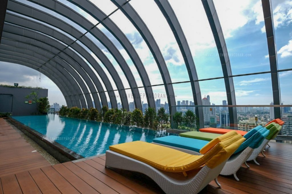 L'Avenue Pancoran Apartment Rooftop Pool