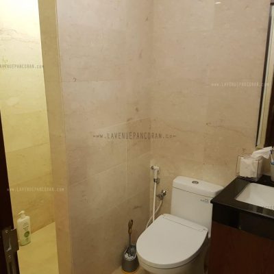 Bathroom LAvenue Pancoran 2 bedroom