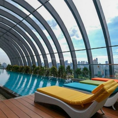L'avenue Rooftop Pool